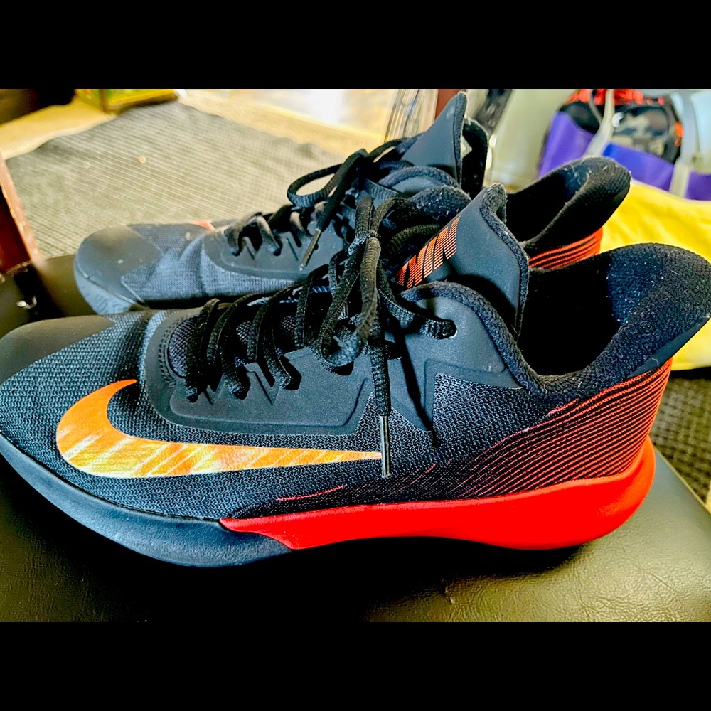 Nike Men’s Precision Running Shoes Size 11